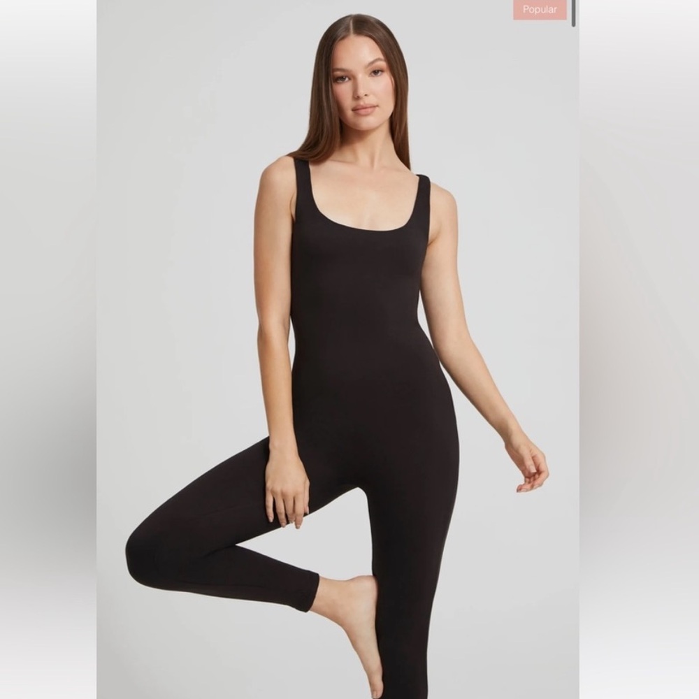 Women’s Black Scoop-Neck Jumpsuit